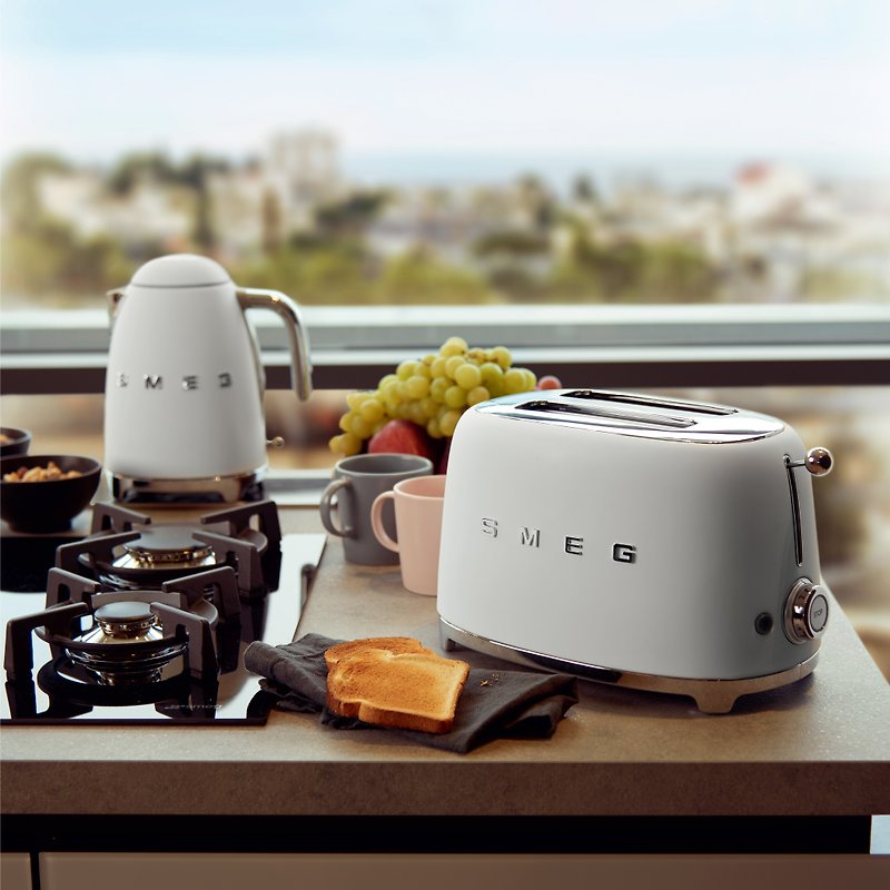 【SMEG】Italian retro aesthetic 2-slice toaster-matt white