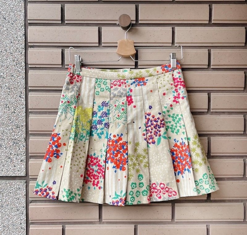 Gujia’s Little Garden – Tokyo Walking Pleated Skirt - Skirts - Cotton & Hemp Multicolor