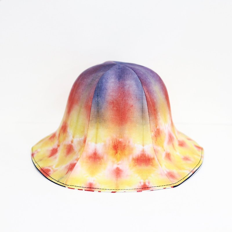 [JOJA x tangled creative giant stained Giants Tie Dye]: tie-dye cloth Japan Mandala x-sided flower-shaped hat / customized - หมวก - ผ้าฝ้าย/ผ้าลินิน หลากหลายสี