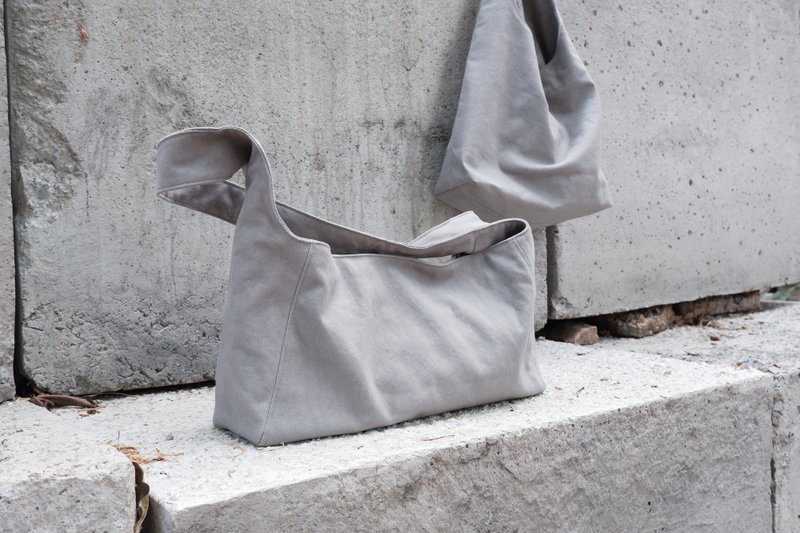 A stray Stone washed canvas cross-body baggage - กระเป๋าแมสเซนเจอร์ - ผ้าฝ้าย/ผ้าลินิน สีเทา