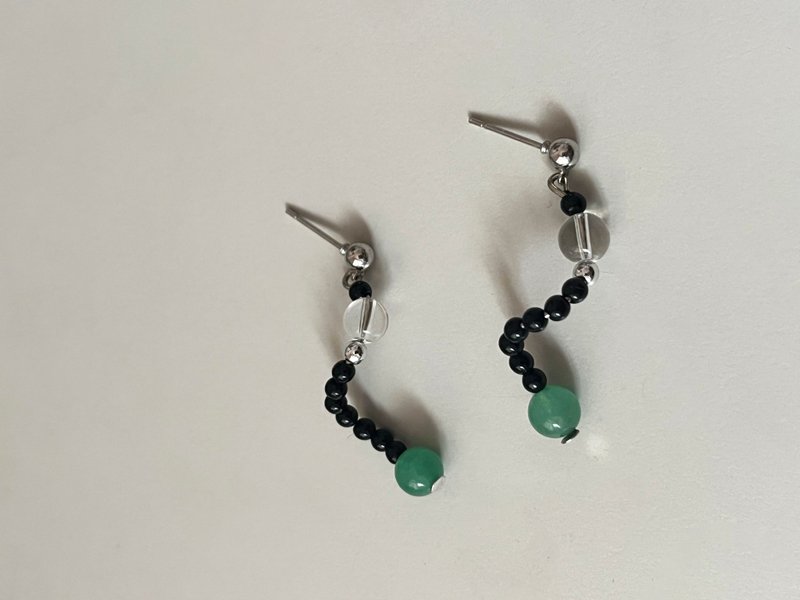 White crystal green jade curling earrings - Earrings & Clip-ons - Jade Black