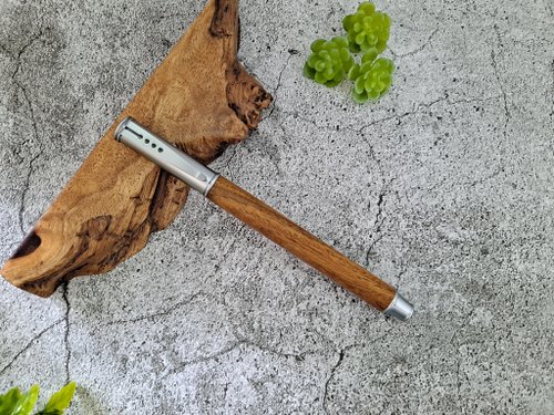雄讚工坊 綠檀木 原木 手工筆 鋼珠筆( 拔蓋式)