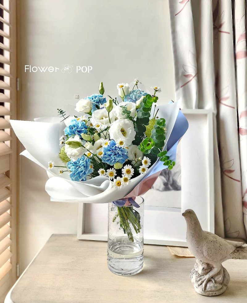 母親節花束  主要花材 進口大康+白色桔梗 (大康可依客戶更動顏色 - 花瓶/陶器 - 植物．花 藍色