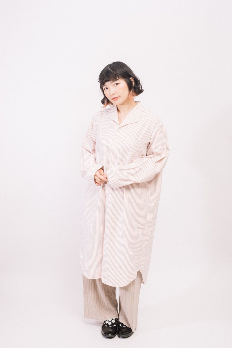 歐洲長版襯衫.European Pullover.古着【初戀販賣所】Vintage. - 女襯衫 - 棉．麻 