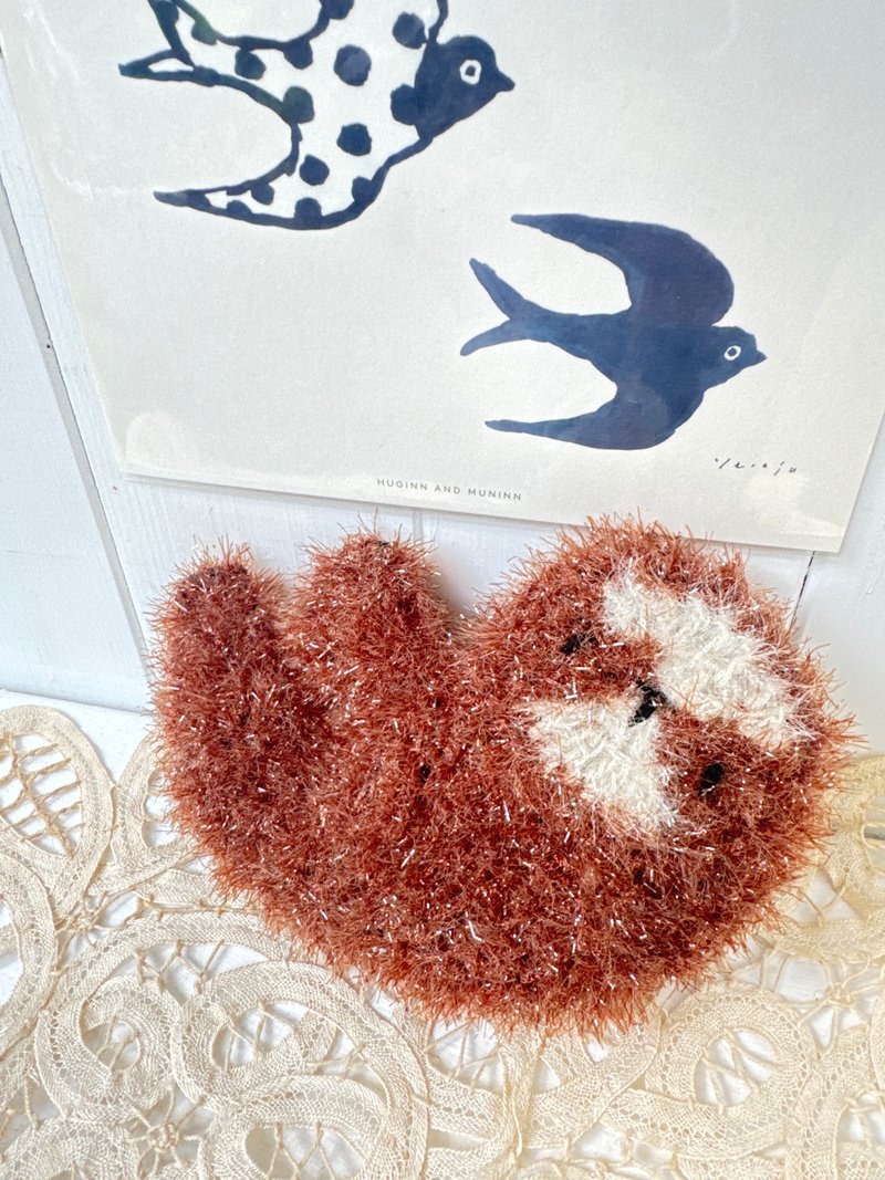 [Handmade by Good Day] Korean wire sloth knitted small items dark brown bath towel - Items for Display - Plastic Brown