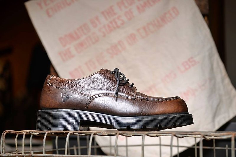 Vintage Dr. Martens Retro Work Shoes Martin Boots Inch Old Martin - รองเท้าลำลองผู้ชาย - หนังแท้ สีนำ้ตาล