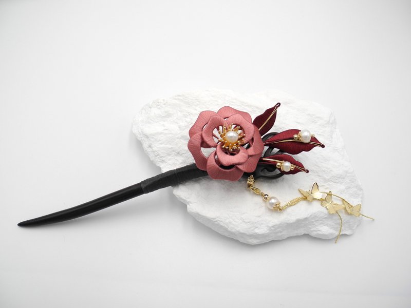 【Rose handmade silk flower ebony hairpin blue】costume Hanfu kimono bridal - เครื่องประดับผม - งานปัก หลากหลายสี