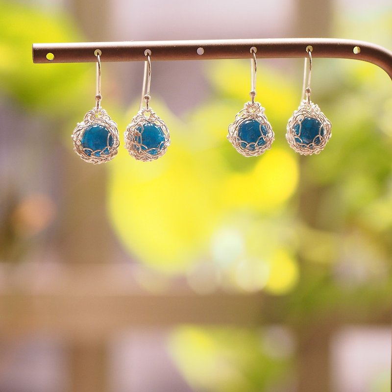 Exclusive Design Handwoven Stone Earrings Sterling Silver Hooks Crochet Jewelry - ต่างหู - เครื่องประดับพลอย สีน้ำเงิน