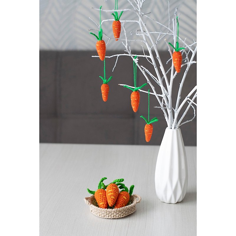 Stuffed miniature crocheted carrots Easter tree decoration - 玩偶/公仔 - 棉．麻 橘色
