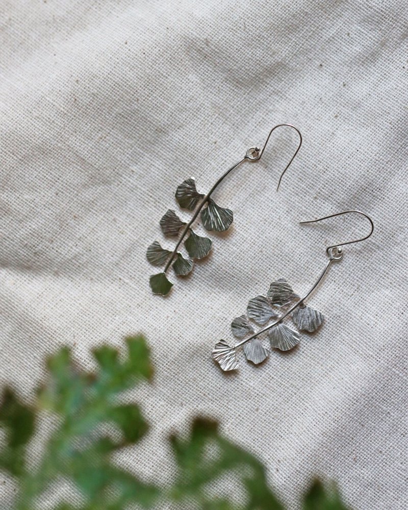 Botanical maidenhair fern sterling silver earrings - ต่างหู - เงินแท้ สีเงิน