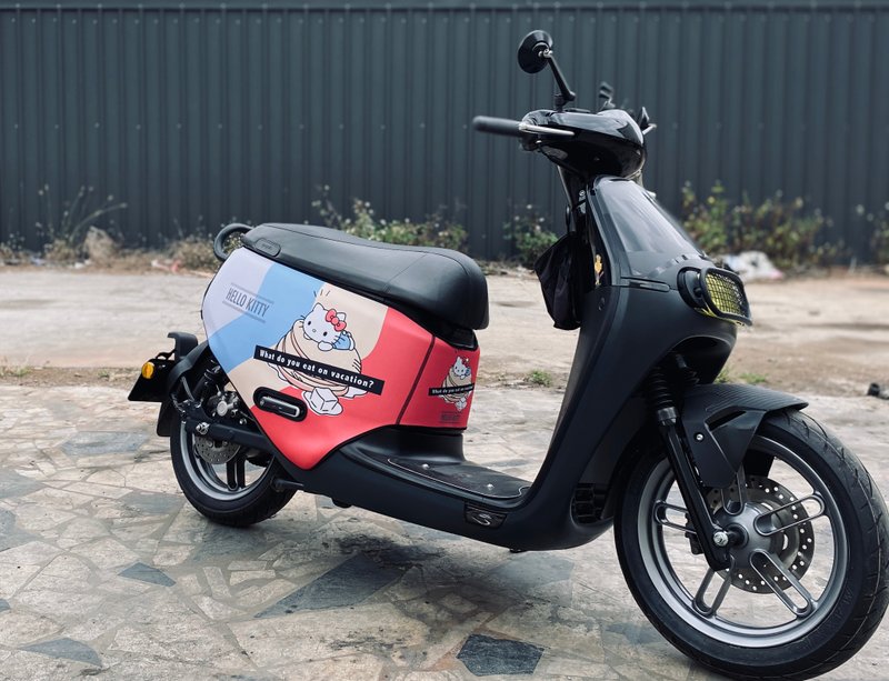 BLR gogoroVIVA XL 車身造型保護套 KITTY 防刮車套 K15 - 其他 - 聚酯纖維 紅色