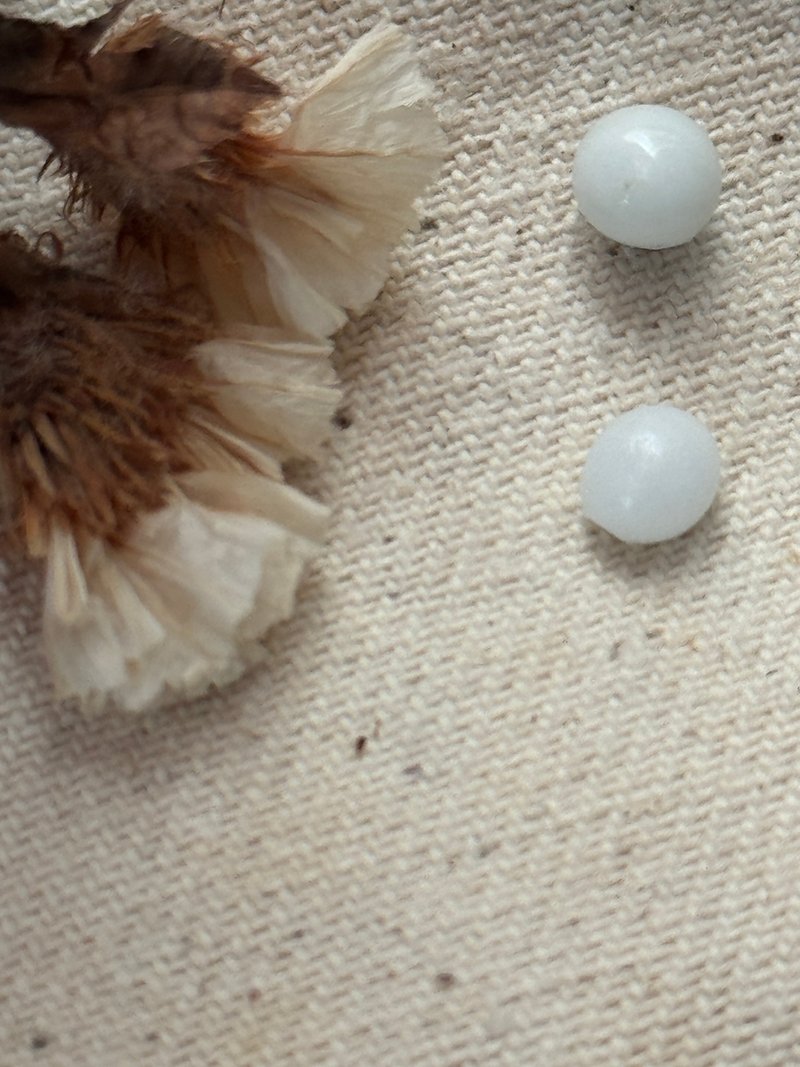 遺珠系列耳環 - 耳環/耳夾/耳骨夾 - 其他材質 多色