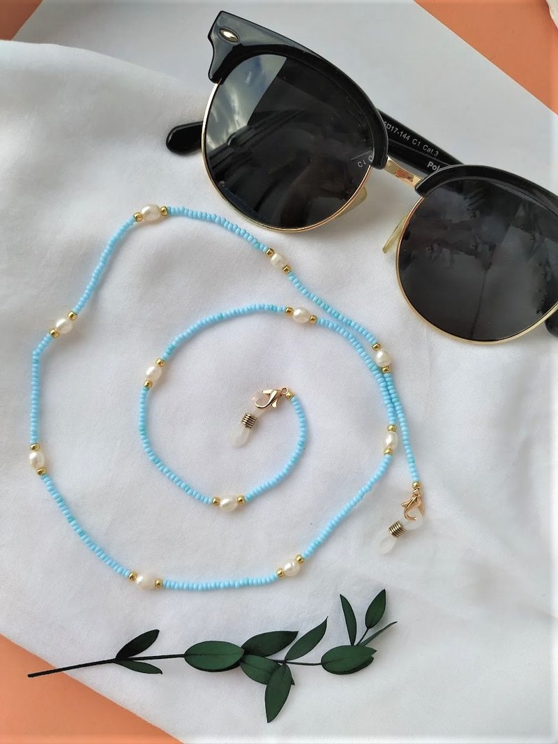 Sunglasses chain. Glasses chain. Eyeglasses chain.Glasses holder.Spectacle chain - 眼鏡/鏡框 - 珍珠 藍色