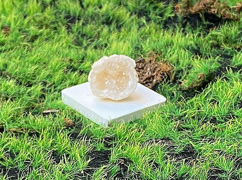 天然原礦晶瑩剔透招財瑪瑙白晶洞 招財開運 快速出貨 風水擺件 - 擺飾/家飾品 - 水晶 多色