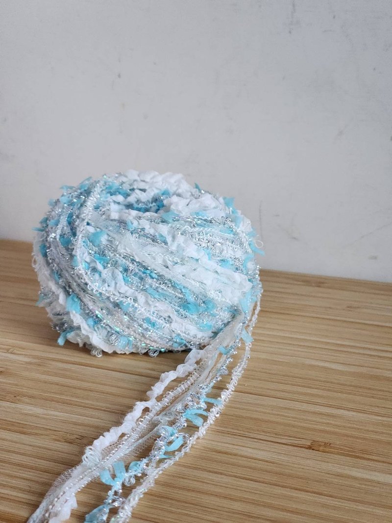 日本混合紗線　1150公分 ( 22.1g ) - 編織/刺繡/羊毛氈/縫紉 - 其他人造纖維 藍色