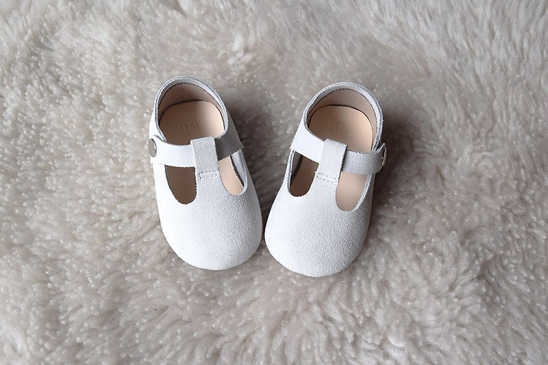 米白色女寶寶嬰兒鞋 手作嬰兒鞋 新生兒禮物 學步鞋 彌月禮物 - 嬰兒鞋/學步鞋 - 真皮 白色