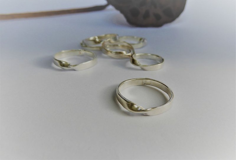 Bronze twisted Silver ring 2 - แหวนทั่วไป - โลหะ สีทอง