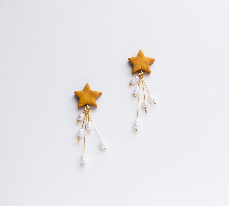 Handmade soft clay pearl meteor earrings gold-plated ear - Earrings & Clip-ons - Clay Gold