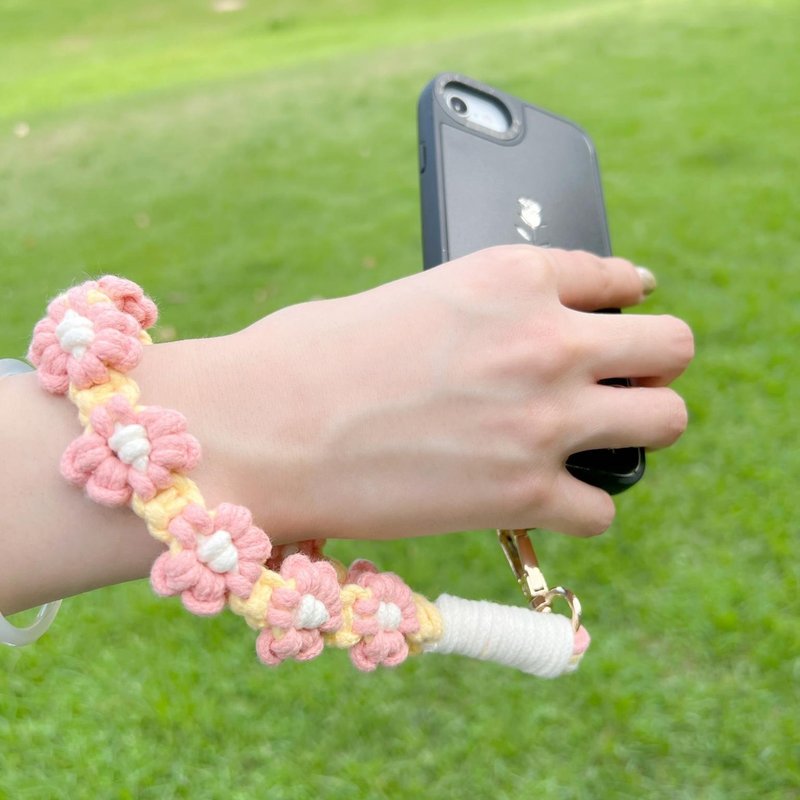 Flowery monochrome short mobile phone rope - เชือก/สายคล้อง - ผ้าฝ้าย/ผ้าลินิน 