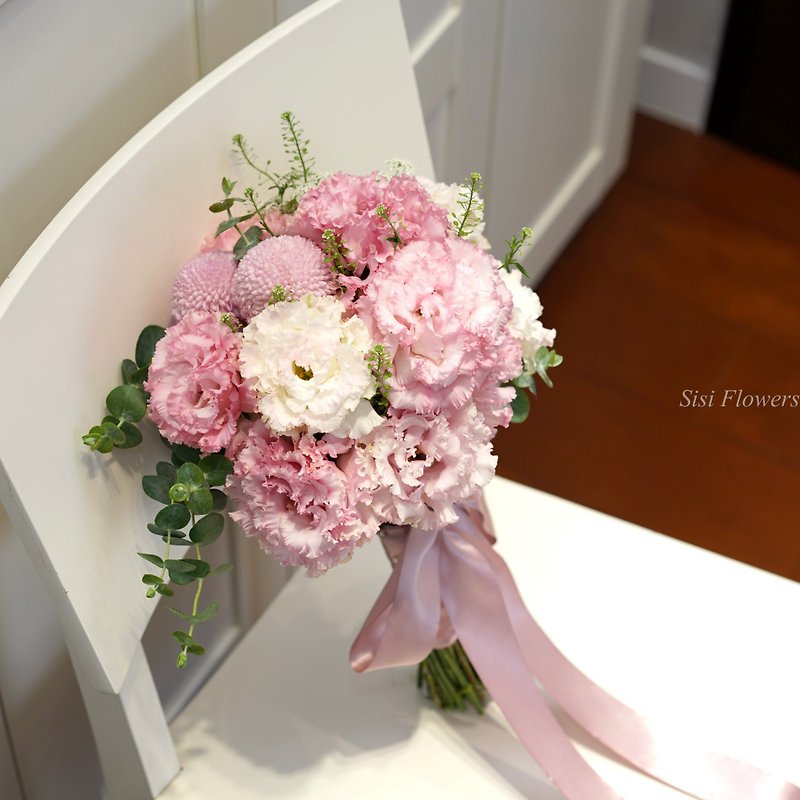 Bouquet of tender pink roses. Bridal Bouquet/Flower Bouquet (Pick up at Jingmei MRT Station Exit 3) - ตกแต่งต้นไม้ - พืช/ดอกไม้ สึชมพู