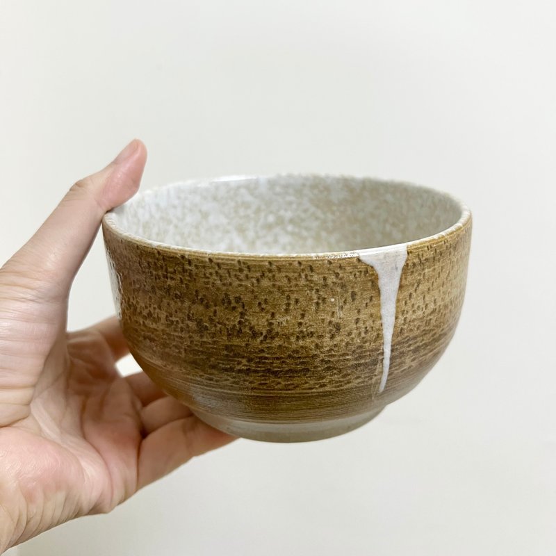 意外的流釉 大碗 - 碗 - 陶 卡其色