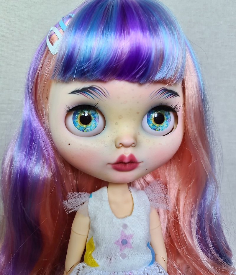 Blythe doll custom ooak - อื่นๆ - พลาสติก หลากหลายสี