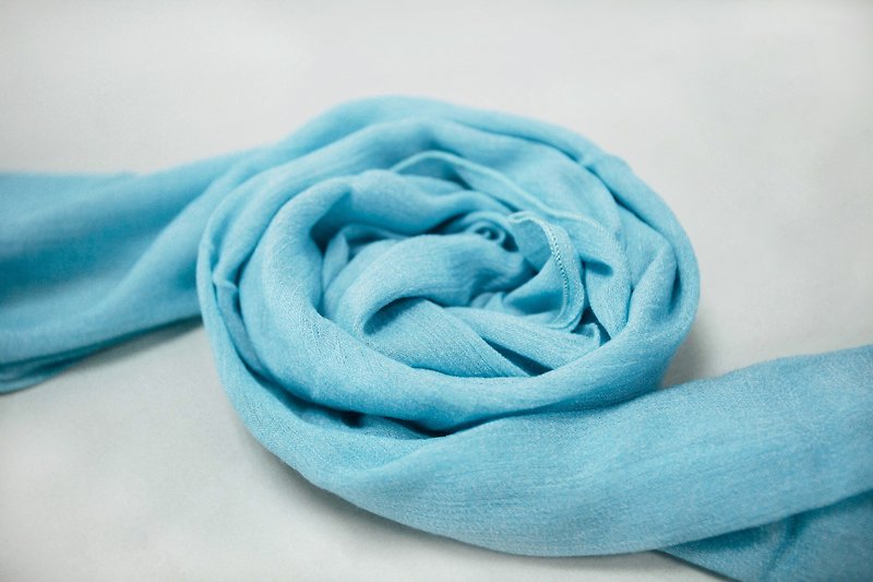 膠原蛋白涼感絲巾 -水藍 - 絲巾 - 其他材質 藍色