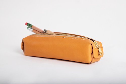 Hsu & Daughter 徐氏父女皮件工作室 方型筆袋 | 皮革訂製 | 客製打字 | 文具收納 | 真皮 | 禮物