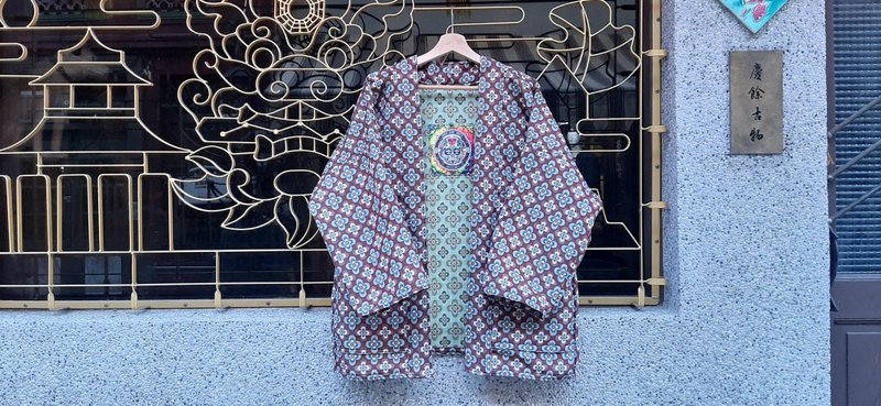 AMIN'S SHINY WORLD violet bottom full version jacquard small flowers KIMONO thick pound - Women's Casual & Functional Jackets - Cotton & Hemp Multicolor