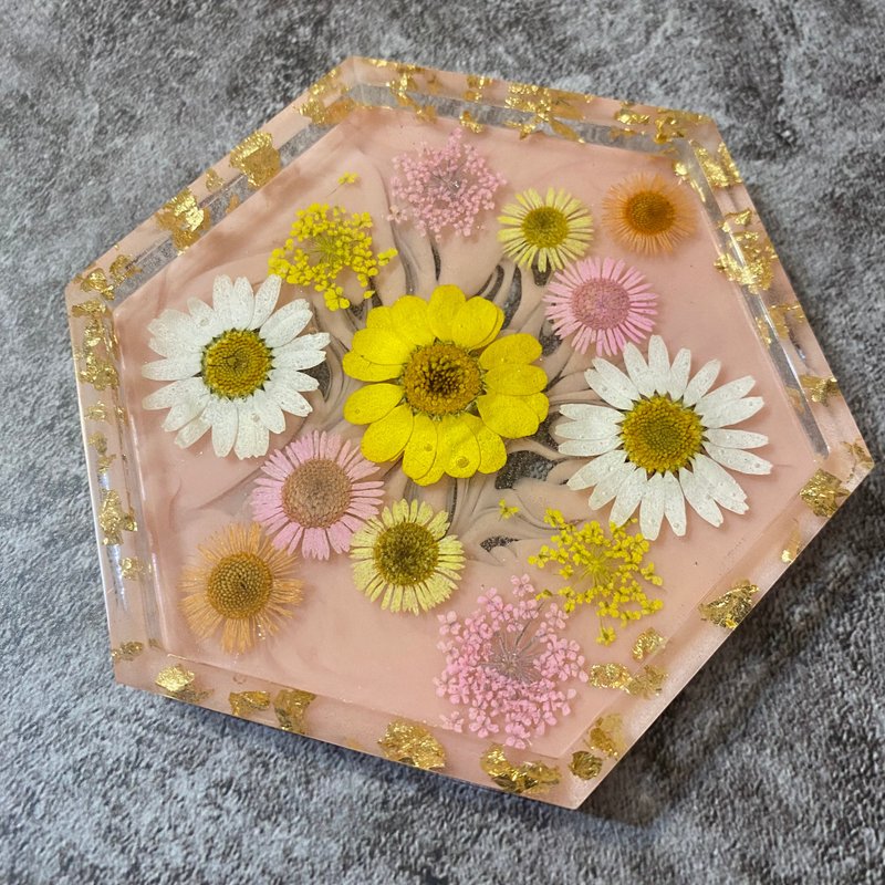 Summer colorful pink chrysanthemum dried flower coaster - ที่รองแก้ว - เรซิน หลากหลายสี