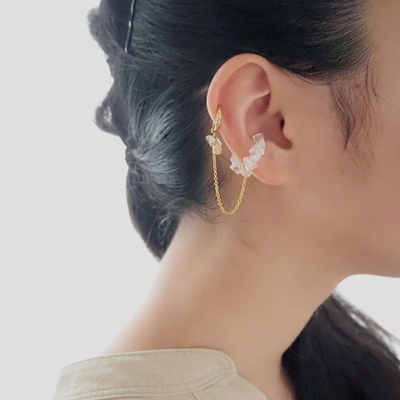 2way | Natural stone Sazare crystal twin ear cuff | Selectable initial charm | April birthstone - ต่างหู - คริสตัล สีใส