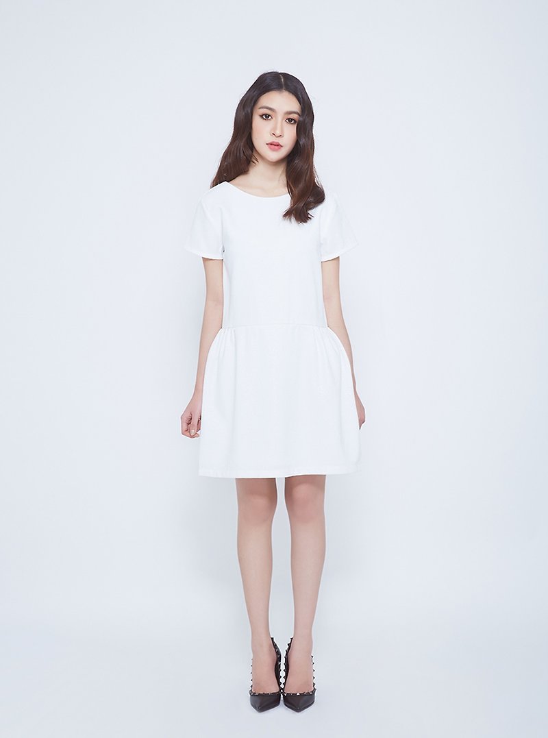 V Back Dolly dress (white) - 連身裙 - 聚酯纖維 白色