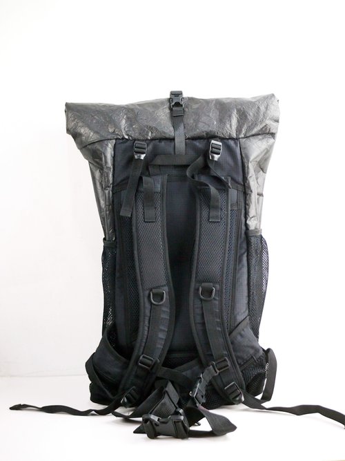 6dots 超軽量Tyvek(タイベック) 登山バッグ 40L バークマウンテン55Lバックパック 宿泊登山 日帰り登 - ショップ 6dots  リュック・バックパック - Pinkoi