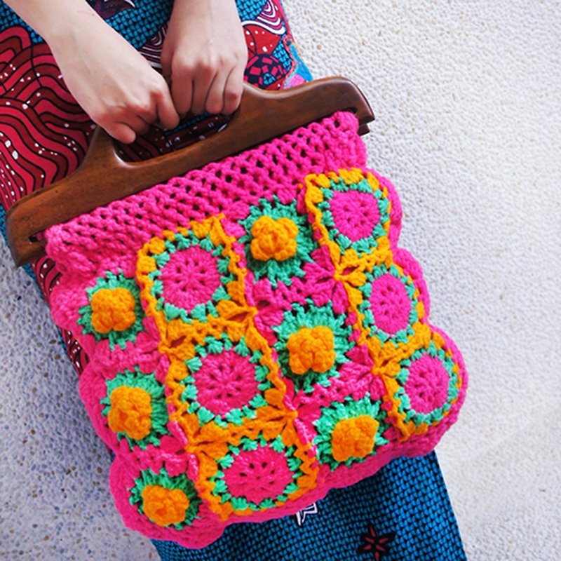 Woven wooden handle bag*powder - Handbags & Totes - Wood Pink