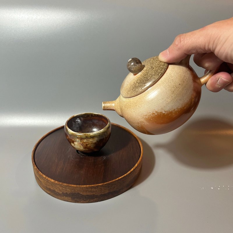 柴燒瓷土奶油系正把茶壺 / 柴燒茶具  / 小平凡手作 - 茶壺/茶杯/茶具 - 陶 