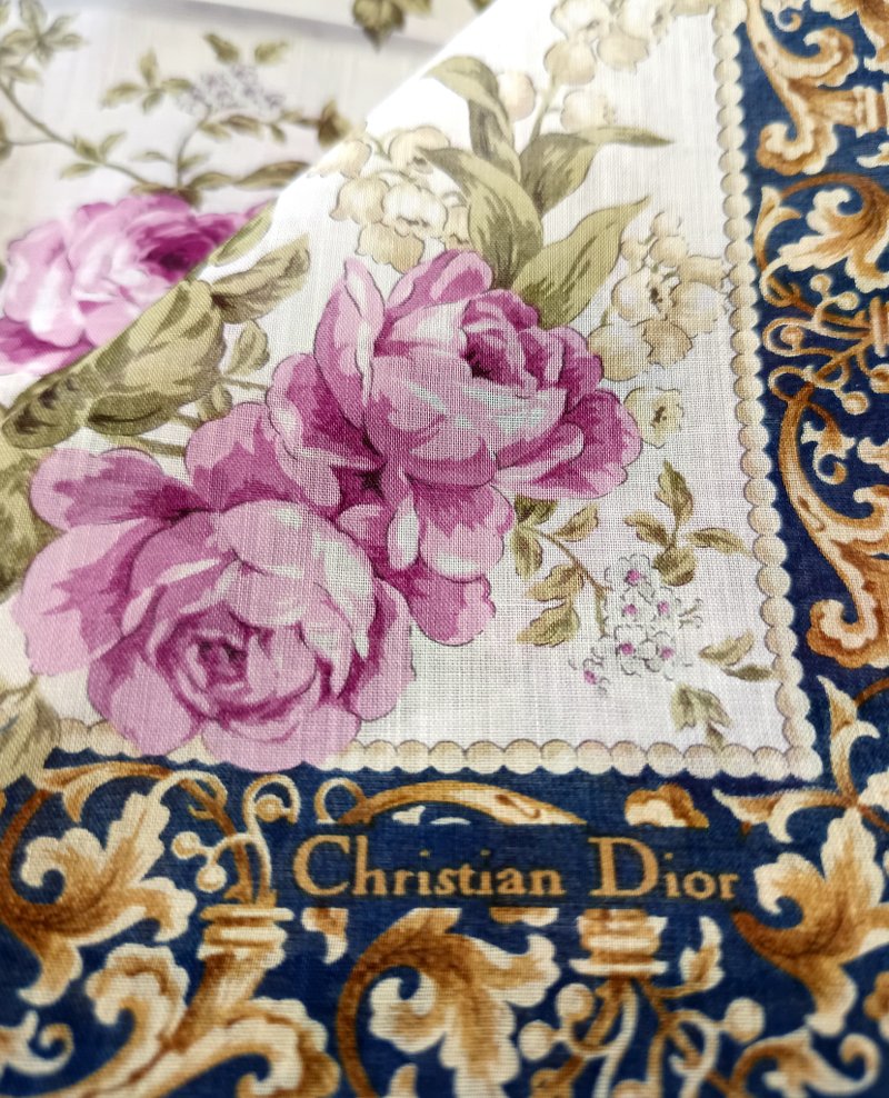 Christian Dior Vintage Handkerchief Pocket Square Pixel Flower 19 x 19 inches - 手帕 - 棉．麻 白色