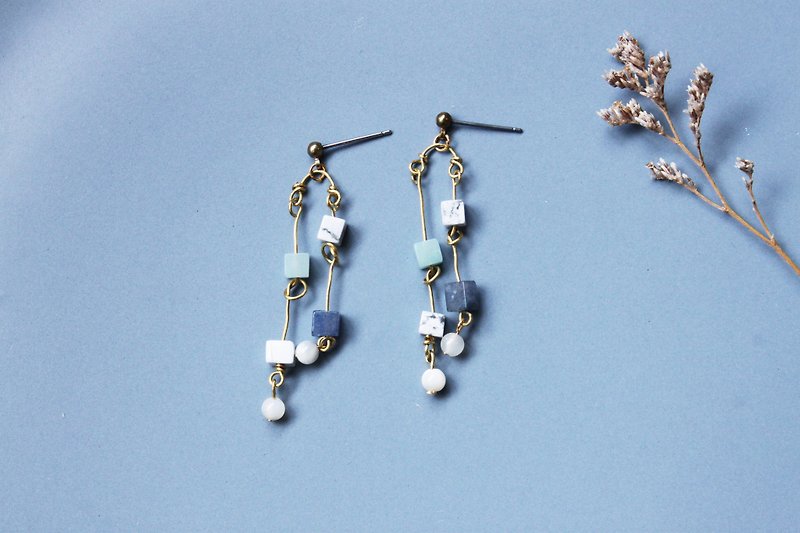 Rattan - earring  clip-on earring - Earrings & Clip-ons - Copper & Brass Blue