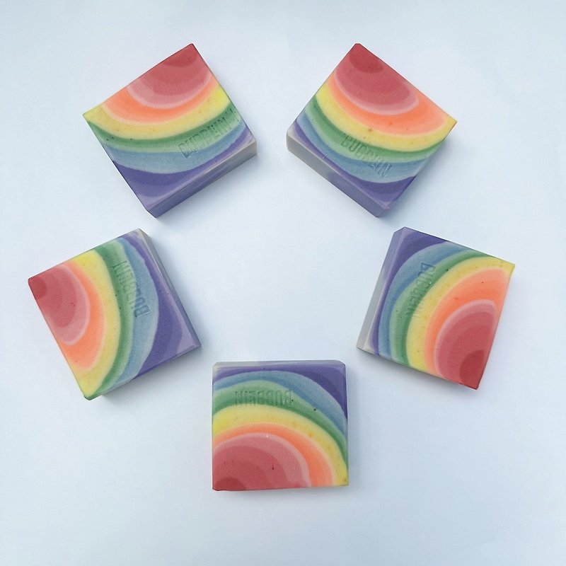 Rainbow gradient rainbow | handmade soap - สบู่ - วัสดุอื่นๆ หลากหลายสี