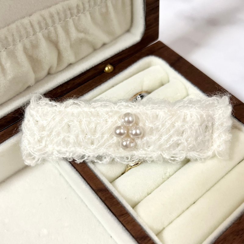 髮夾/波浪與珍珠 手作髮飾 質感 送禮禮物 - 髮夾/鯊魚夾 - 壓克力 白色