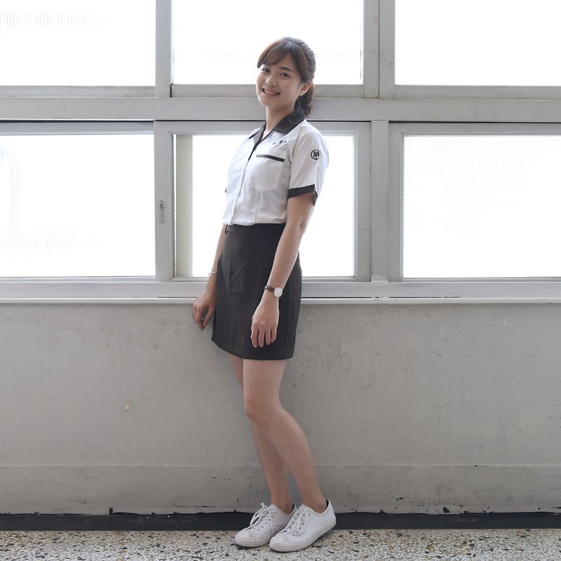 [China-US Brand Uniforms] Jingcheng Middle School *Shen Jiayi uniforms in those years (shirts and skirts are sold separately) - ชุดเดรส - ผ้าฝ้าย/ผ้าลินิน สีนำ้ตาล