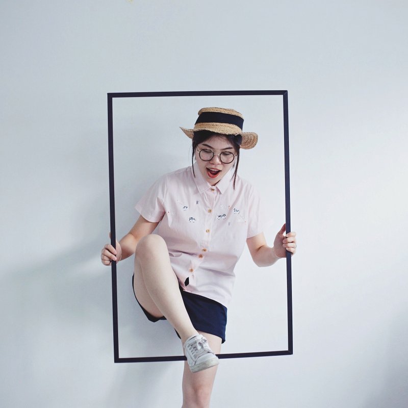 Farm Shirt : Soft pink (with stripe) - 女襯衫 - 棉．麻 粉紅色