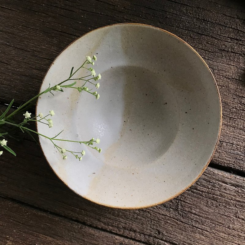 燕麥色深皿 - 碗 - 陶 白色