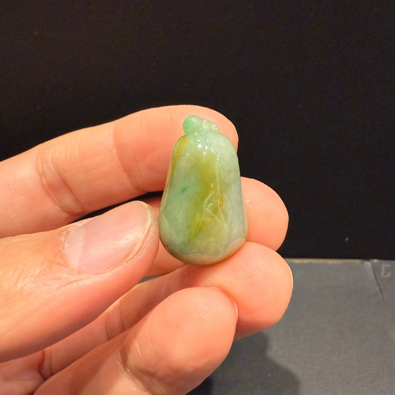 Hanyu Jewelry Natural Jadeite Tri-Color Gourd Pendant - Yellow & Green - Petite Choice - อื่นๆ - หยก 