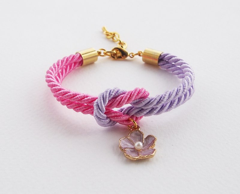 Pink and purple tie the knot bracelet with flower charm - 手鍊/手鐲 - 其他材質 紫色