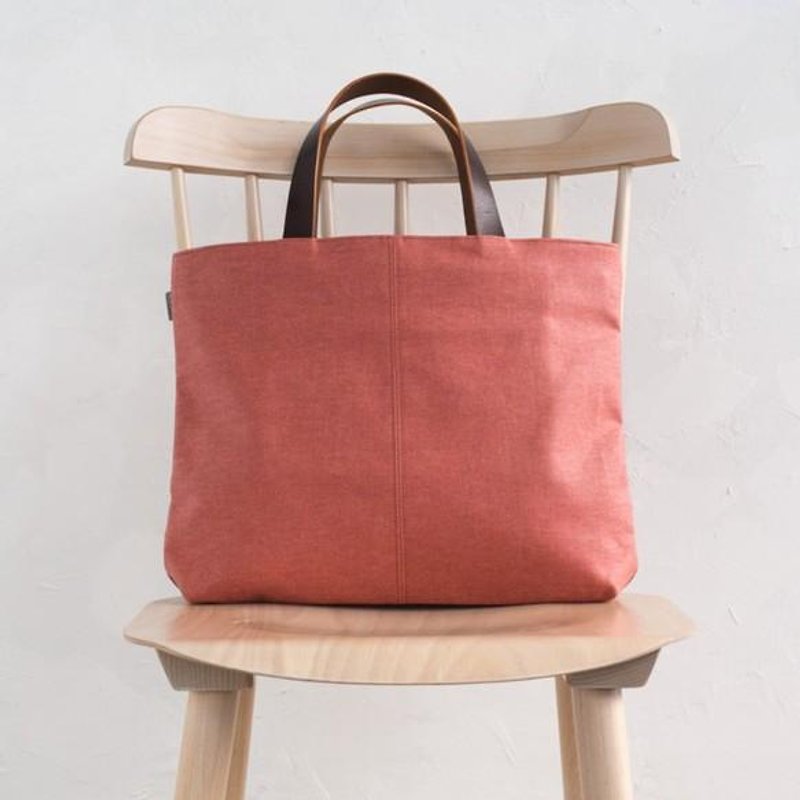 Plant dyeing Tote Akanesome - Messenger Bags & Sling Bags - Other Materials Red