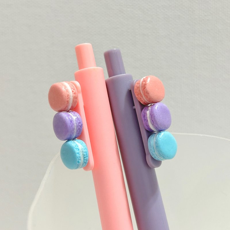5 Macaron 0.5 gel pen with 1 refill | Macaron color push-type pocket food - Ballpoint & Gel Pens - Clay Multicolor