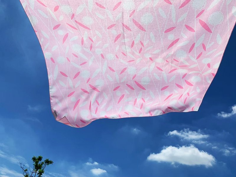 手繪方巾 ||  粉紅花朵圖案設計 限量 - 煲呔 - 聚酯纖維 粉紅色