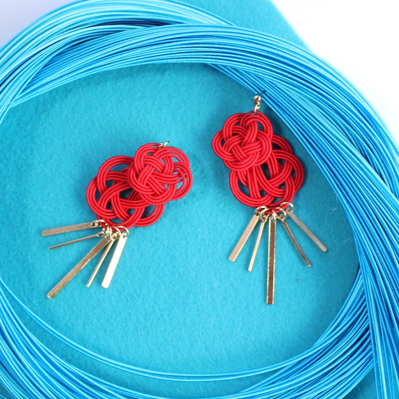 japanese style pierce earring / mizuhiki / japan / accessory / fish / red - Earrings & Clip-ons - Silk Red
