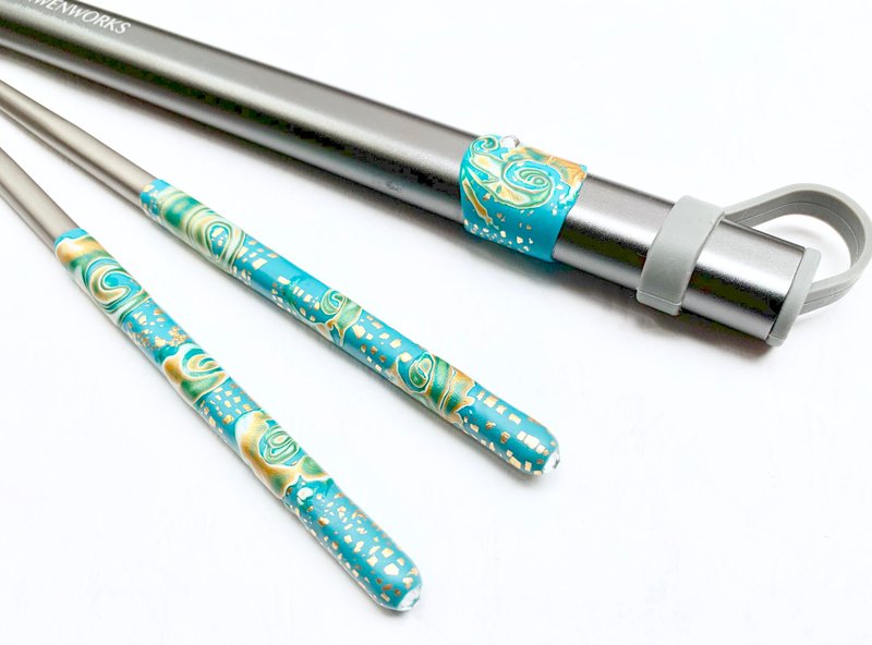 [Pre-order] Pure titanium chopsticks, warm pattern pottery craftsmanship, titanium seal chopsticks, golden sunshine sea - Chopsticks - Other Metals Blue