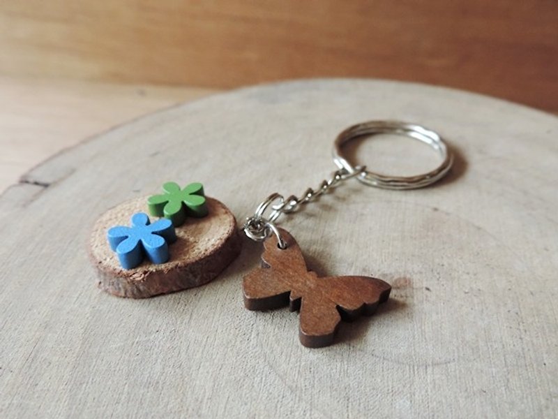 Wood ‧ Flower Butterfly ‧ Texture Personal Key Ring - Keychains - Wood 